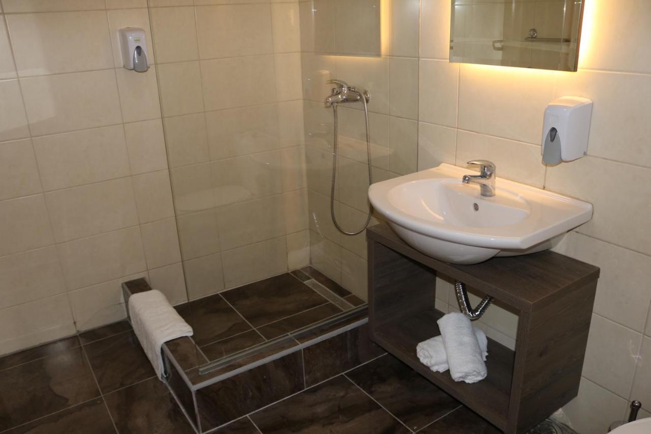 Skadarlija Suites Belgrado Buitenkant foto